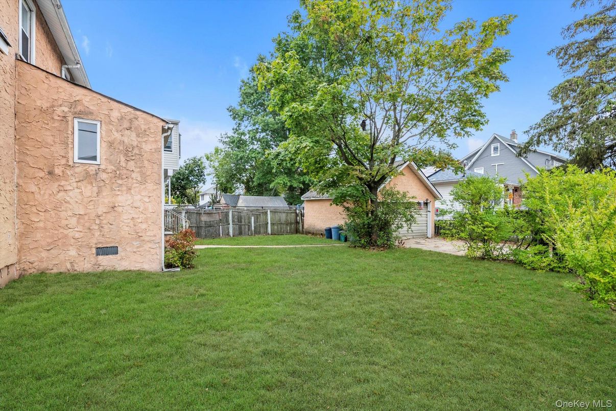 Backyard, Detached Garage, Exterior