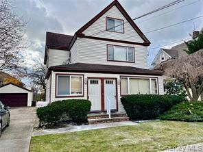 Detached Garage, Exterior, Facade, Queen Anne Victorian