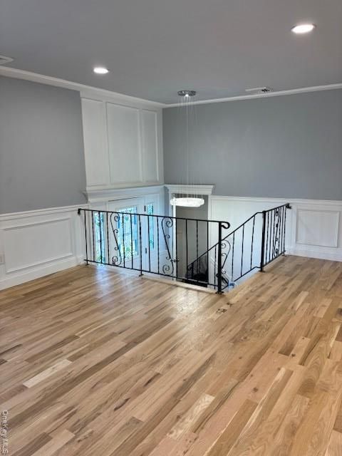 Interior, Pendant Lights, Recessed Lighting, Wood Texture Flooring
