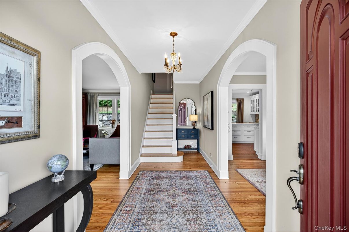 Chandelier, Interior, Wood Texture Flooring