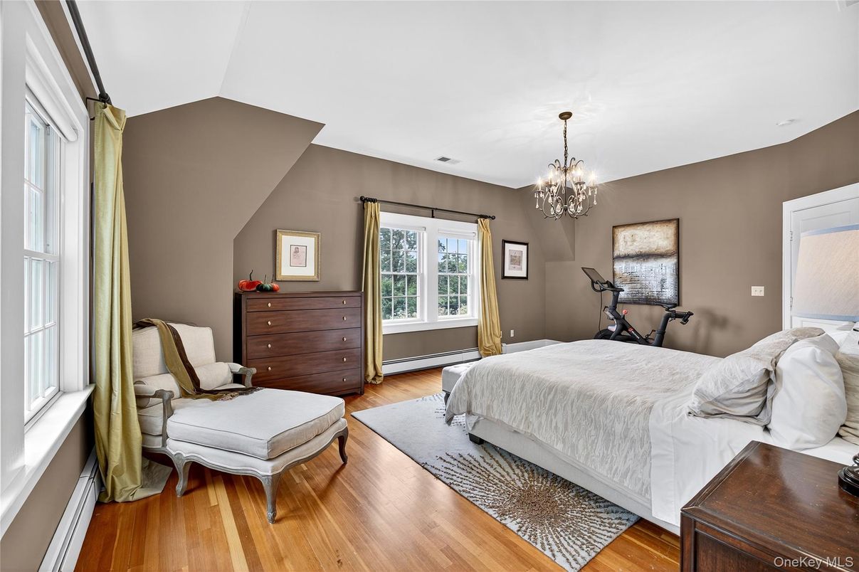 Bedroom, Chandelier, Fitness Equipment, Interior, Wood Texture Flooring
