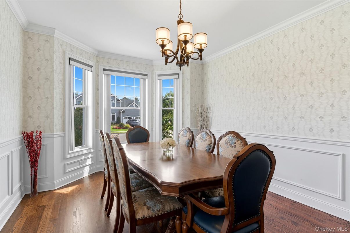 Chandelier, Dining room, Interior, Wood Texture Flooring
