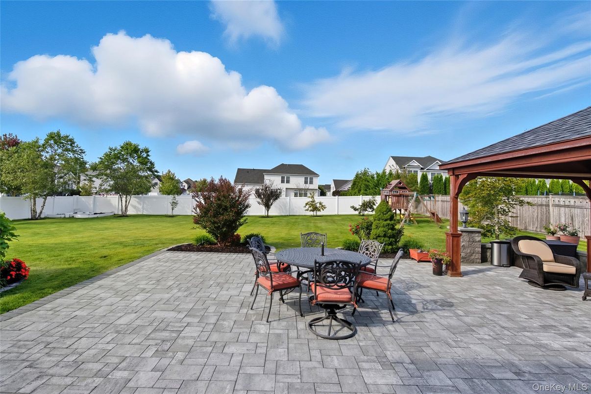 Backyard, Exterior, Playground