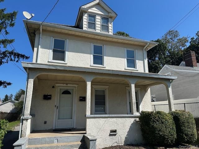 Exterior, Facade, American Foursquare