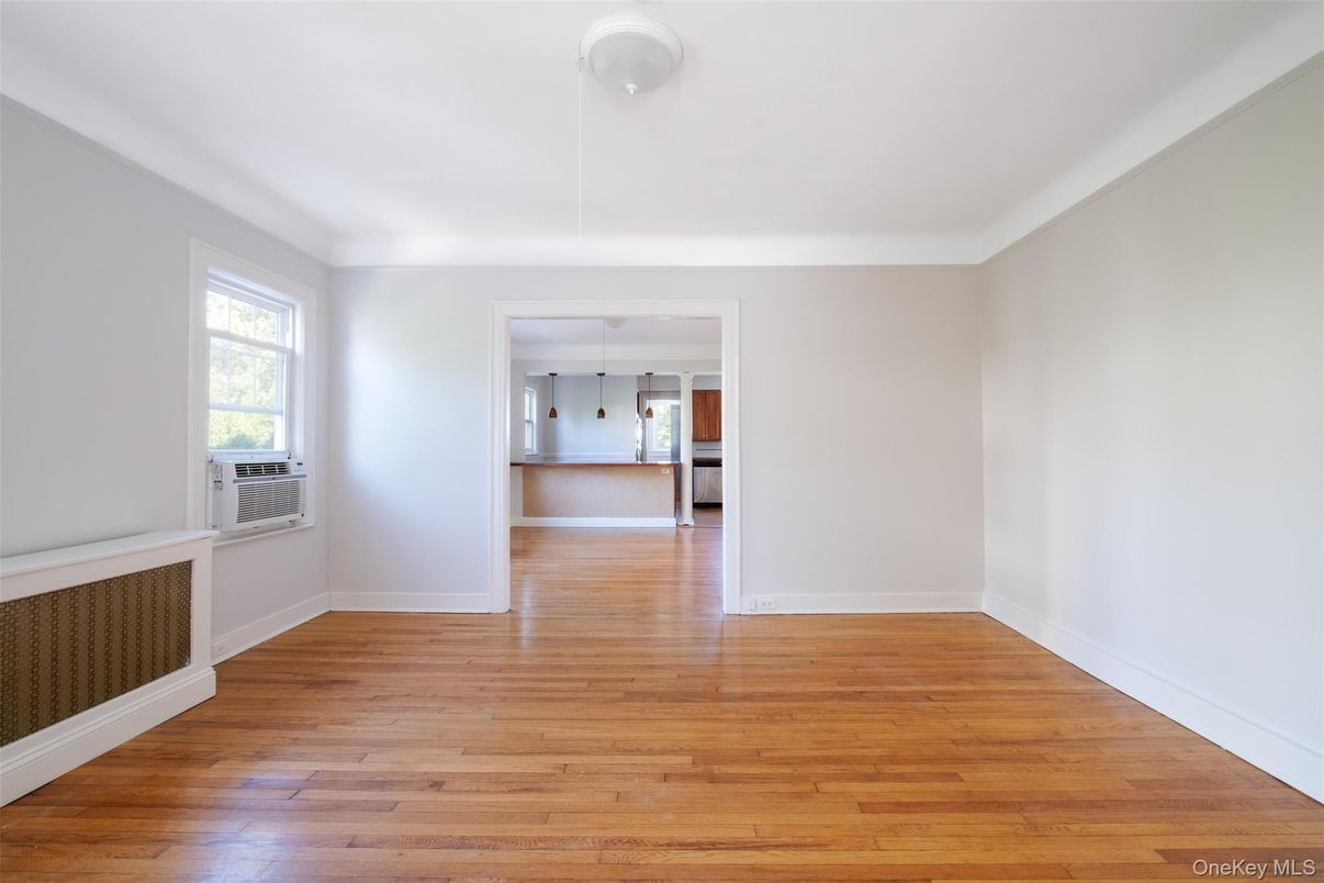 Empty room, Interior, Pendant Lights, Wood Texture Flooring