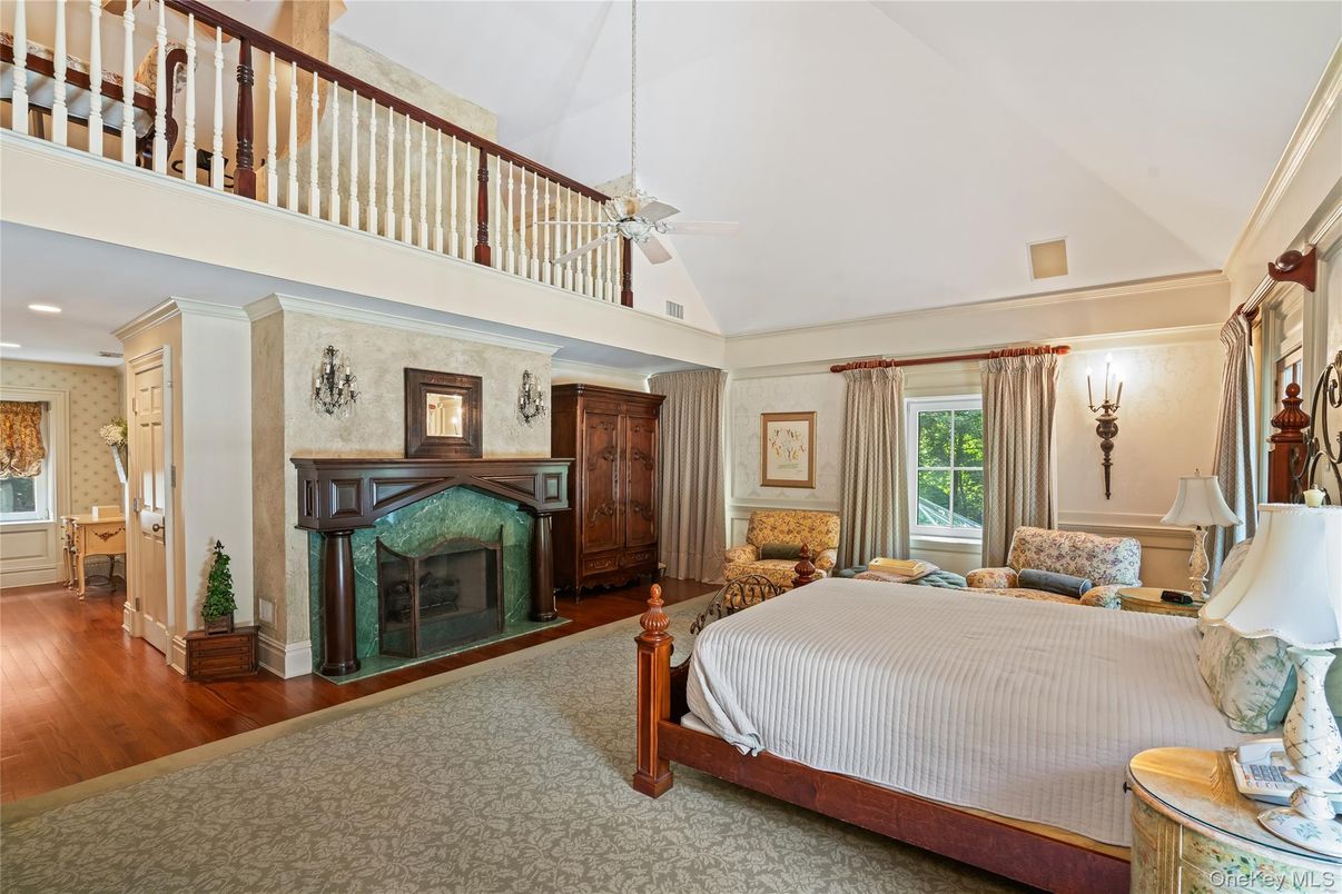 Bedroom, Fireplace, Interior, Recessed Lighting, Wood Texture Flooring