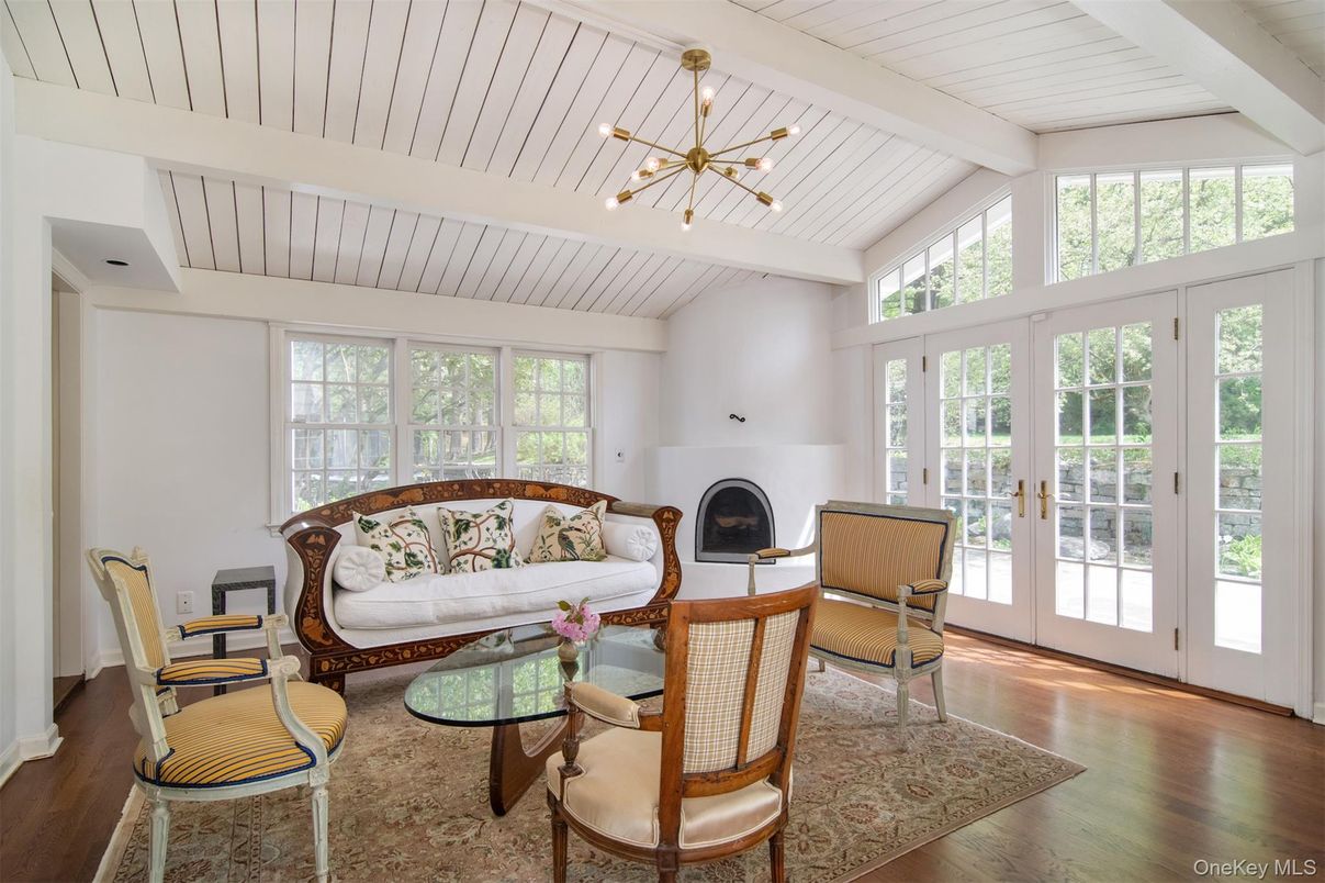 Fireplace, Interior, Living room, Pendant Lights, Wood Texture Flooring