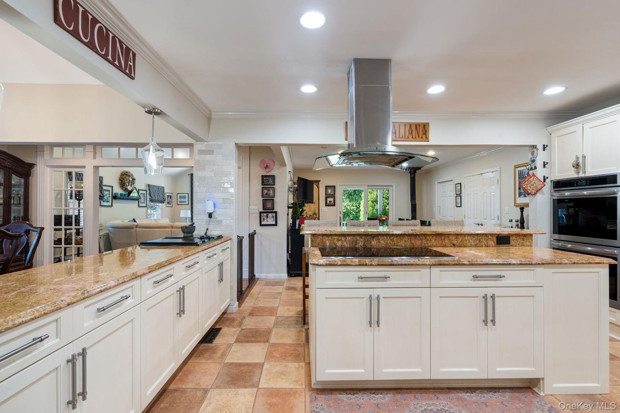 Interior, Kitchen, Pendant Lights, Recessed Lighting