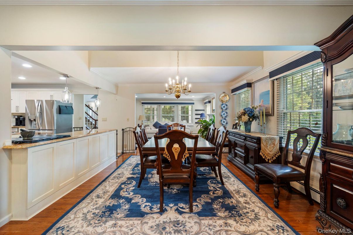 Chandelier, Dining room, Interior, Kitchen, Recessed Lighting, Stainless Steel Appliances, Wood Texture Flooring