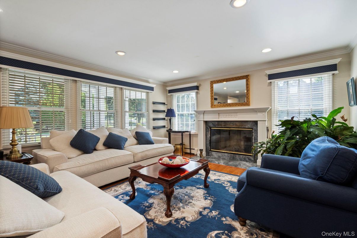Fireplace, Interior, Living room, Recessed Lighting
