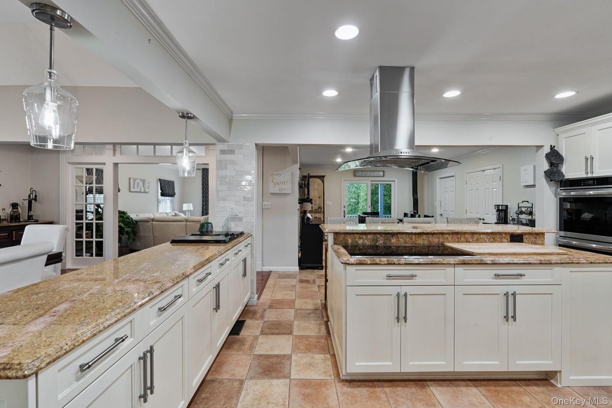 Interior, Kitchen, Pendant Lights, Recessed Lighting