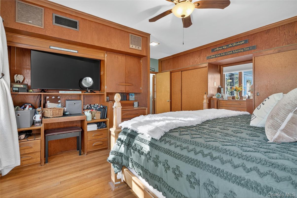 Bedroom, Home Office, Interior, Wood Texture Flooring