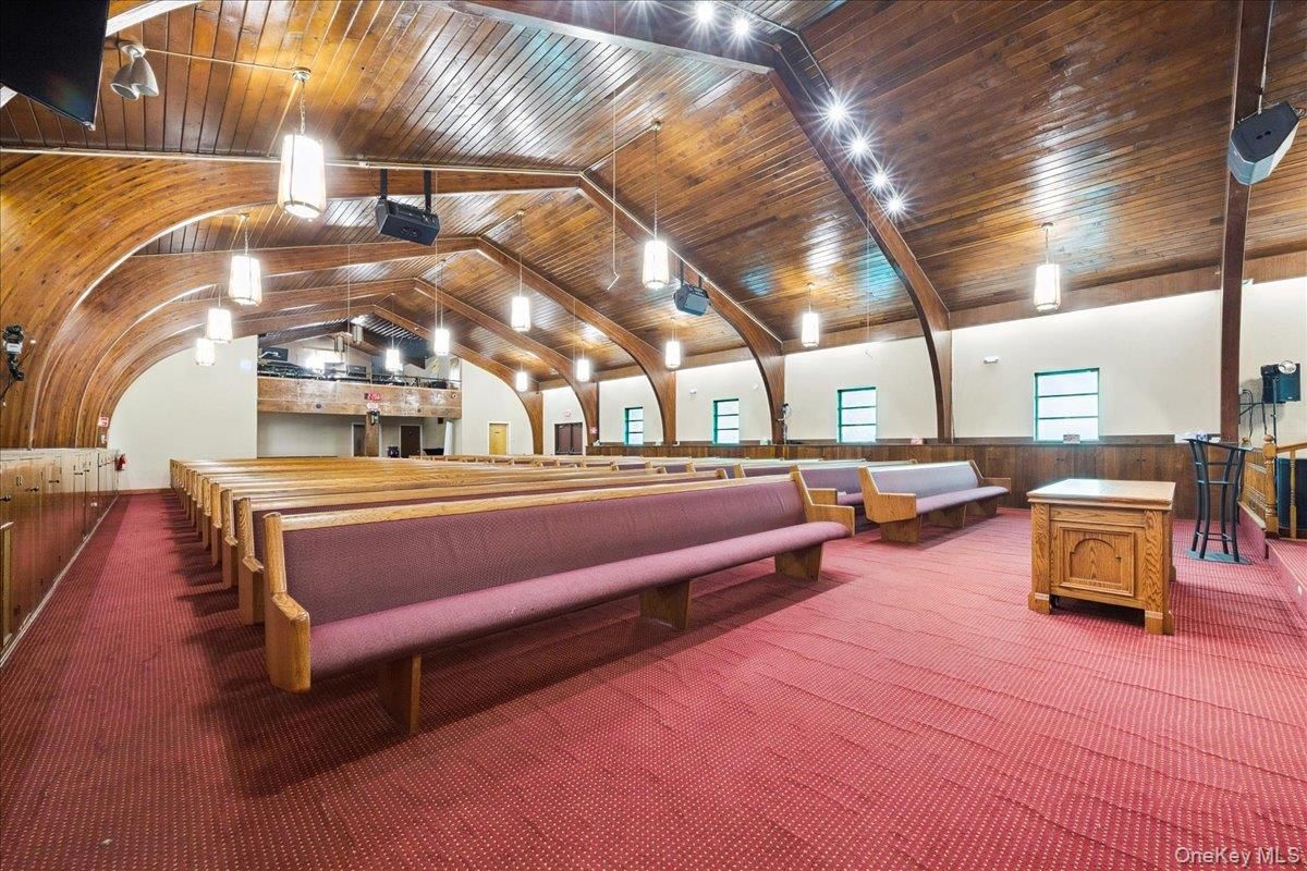 Billiard Table, Game Room, Interior, Wooden Ceilings