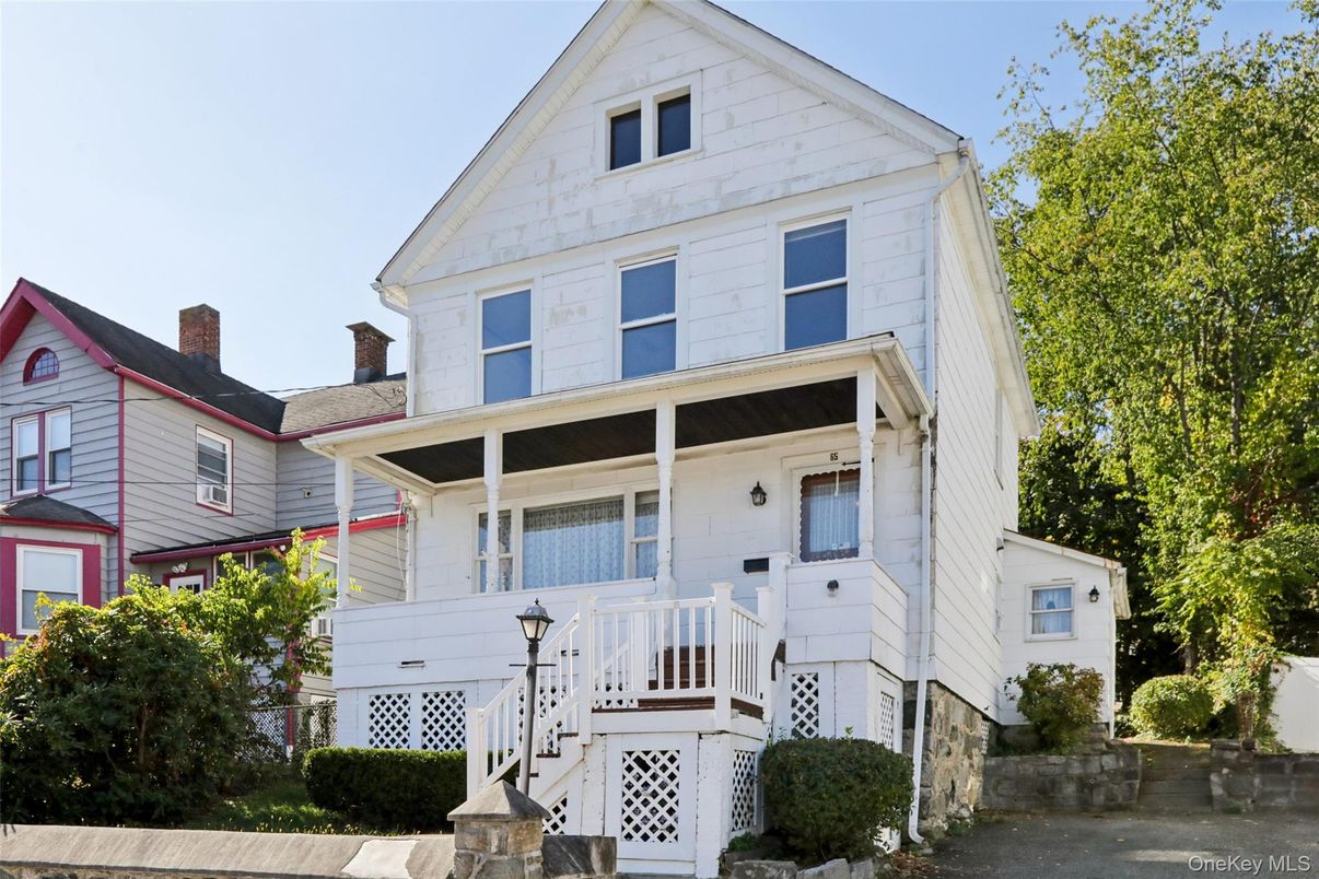 Exterior, Facade, Farmhouse