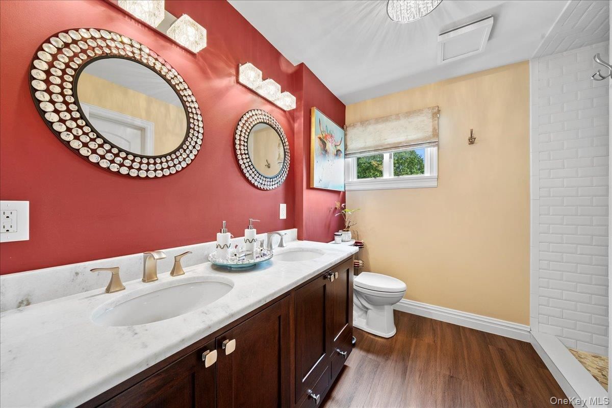 Bathroom, Dual Sink Vanities, Interior, Wood Texture Flooring