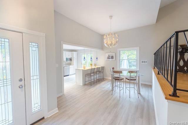 Chandelier, Dining room, Interior, Kitchen, Pendant Lights, Wood Texture Flooring