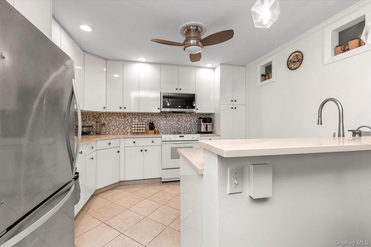 Interior, Kitchen, Recessed Lighting, Stainless Steel Appliances