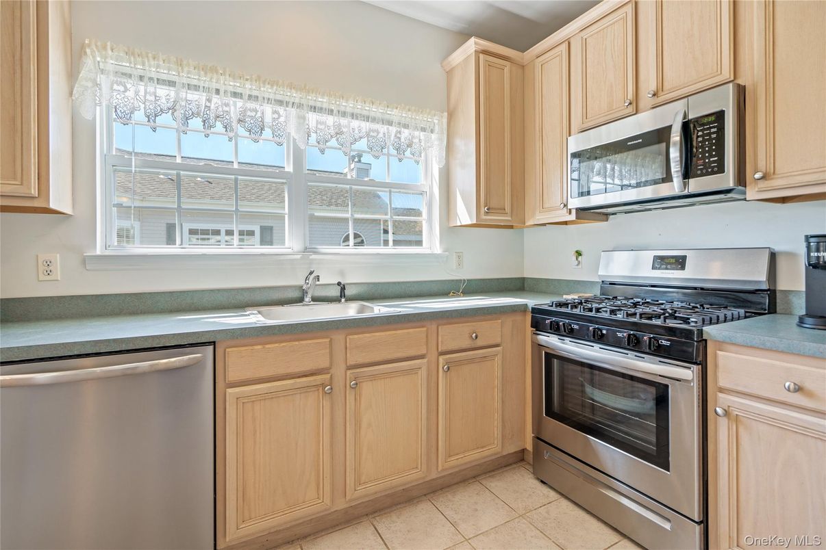 Interior, Kitchen, Stainless Steel Appliances