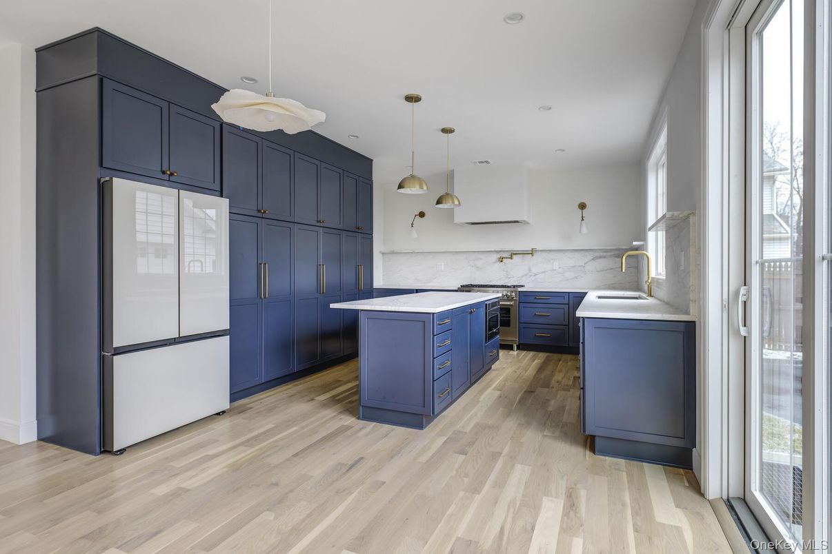 Interior, Kitchen, Marble Walls, Pendant Lights, Recessed Lighting, Wood Texture Flooring
