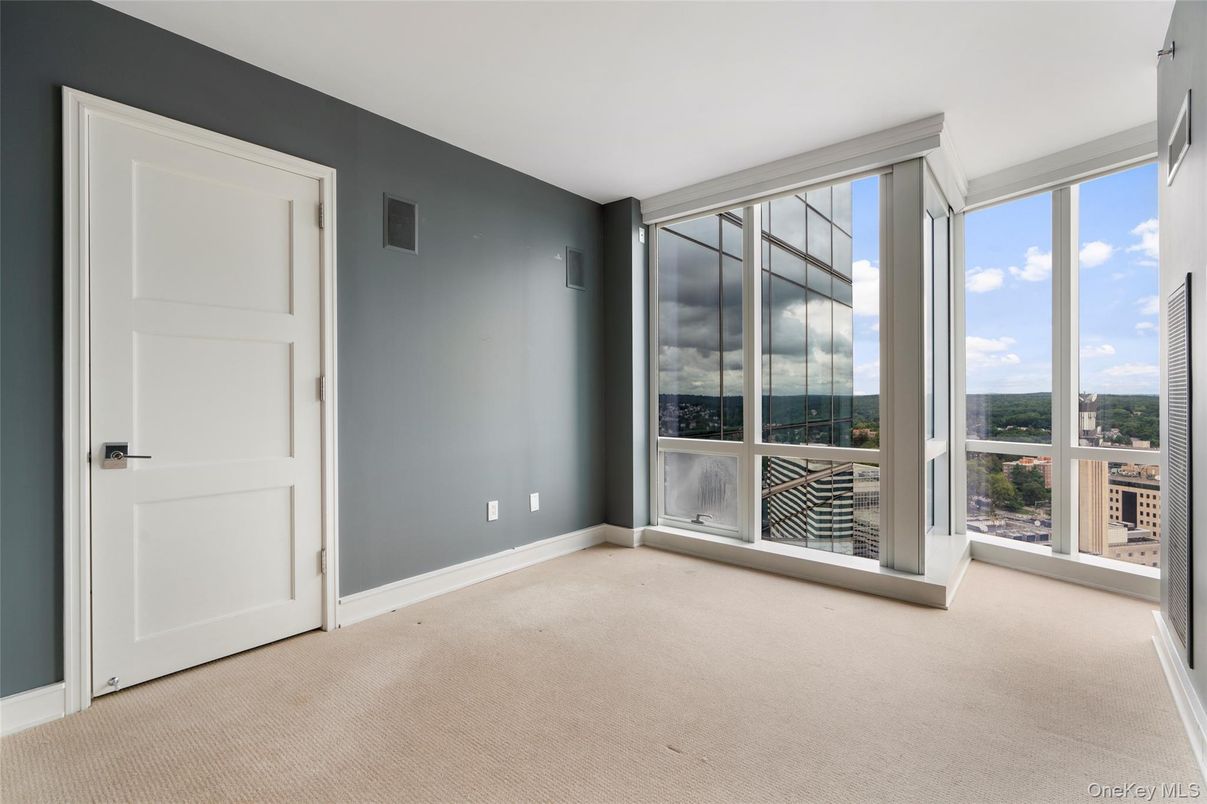 Empty room, Interior, Sun Room