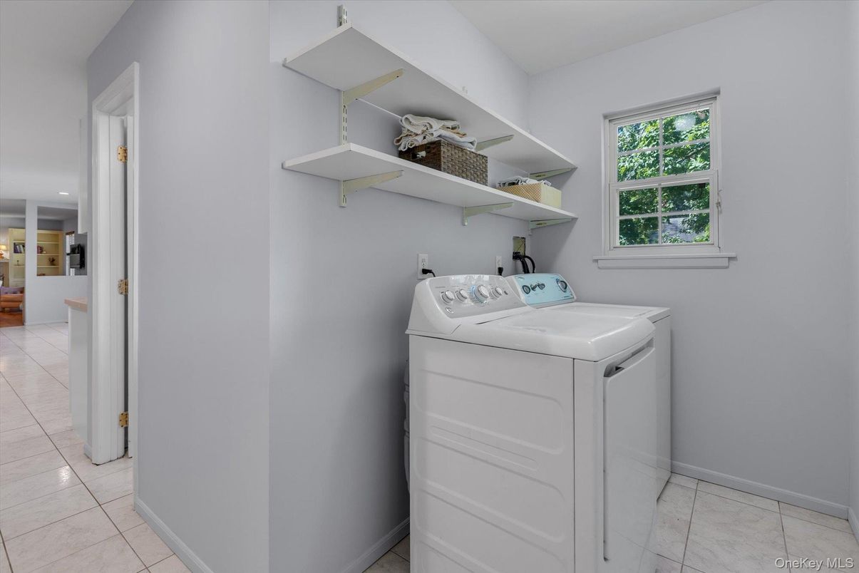 Interior, Recessed Lighting, Utility Closets, Washer