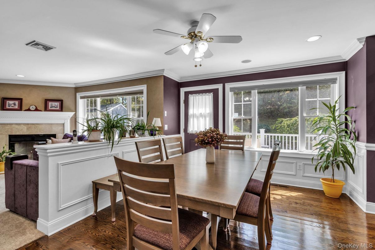 Dining room, Fireplace, Interior, Recessed Lighting, Wood Texture Flooring