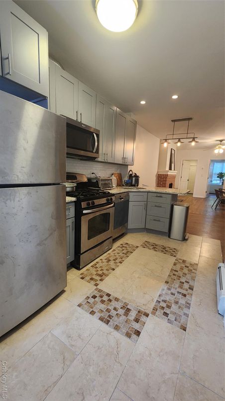 Interior, Kitchen, Pendant Lights, Recessed Lighting, Stainless Steel Appliances