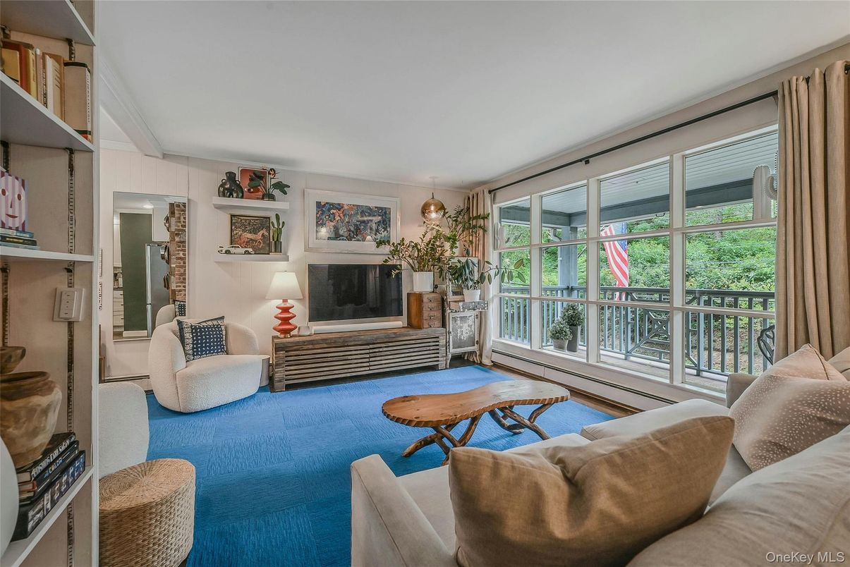 Interior, Living room