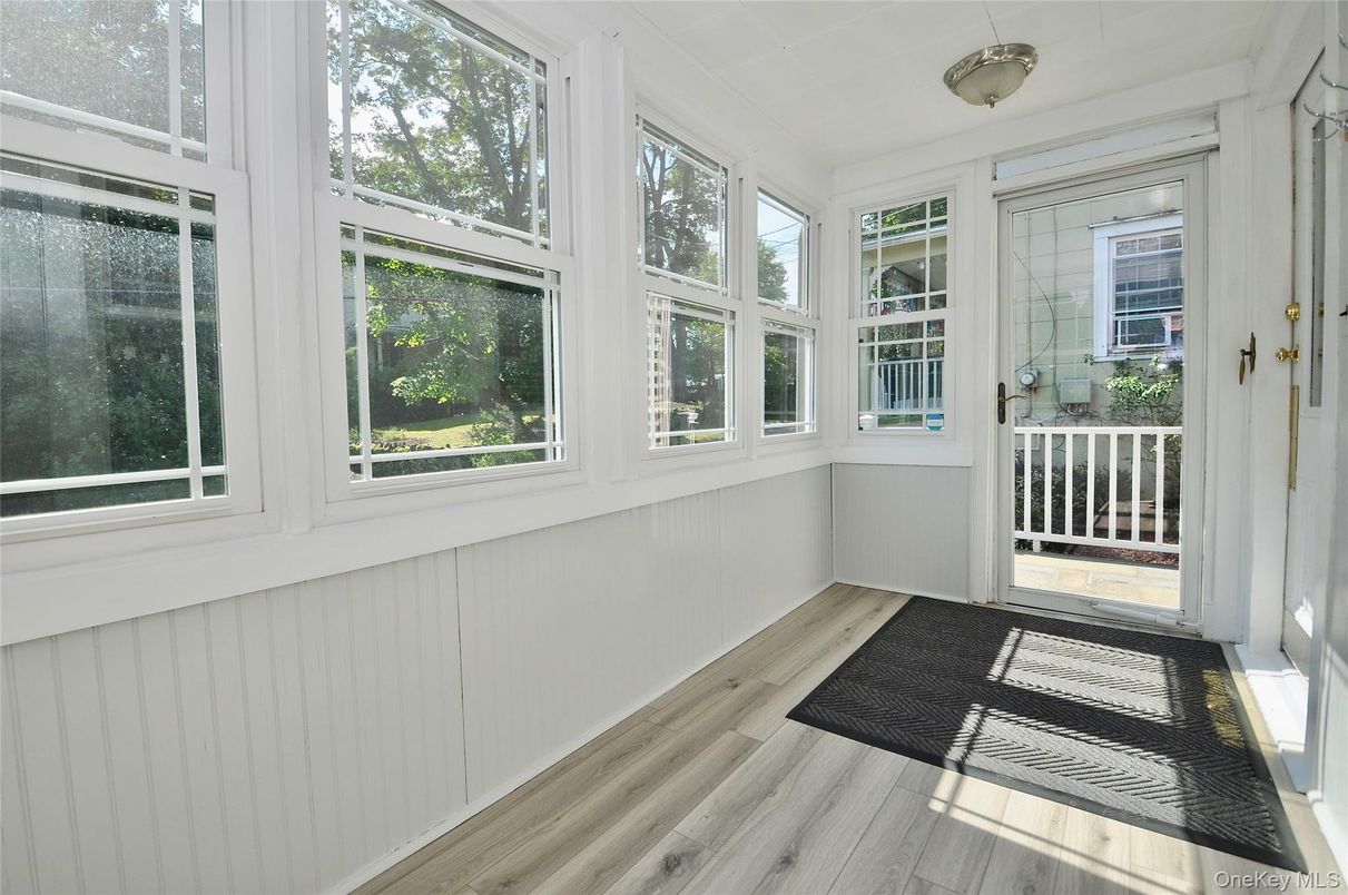 Interior, Sun Room, Wood Texture Flooring