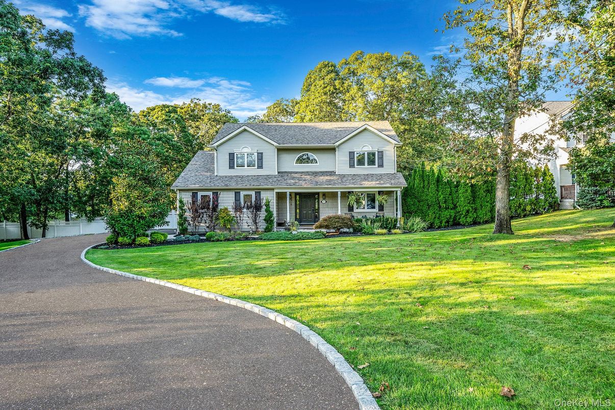 Backyard, Exterior, Facade, Farmhouse