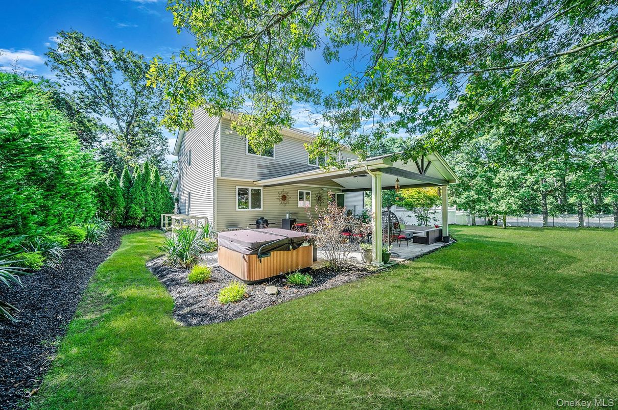 Backyard, Exterior, Hot Tub