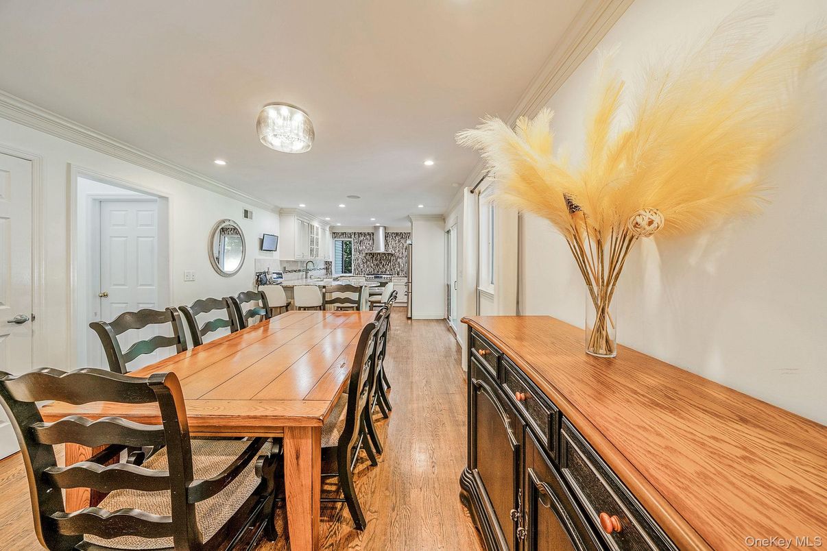 Dining room, Interior, Recessed Lighting, Wood Texture Flooring