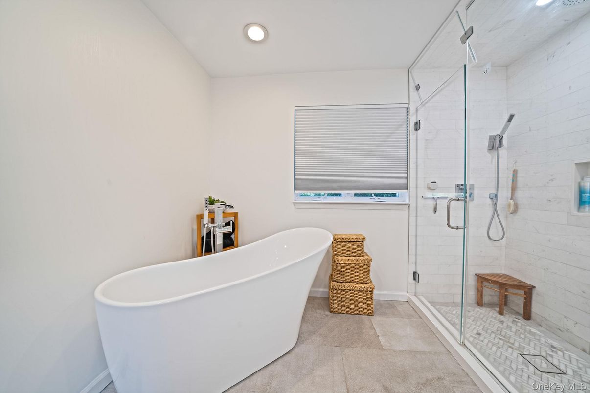 Bathroom, Free Standing Baths, Glass Shower, Interior, Recessed Lighting
