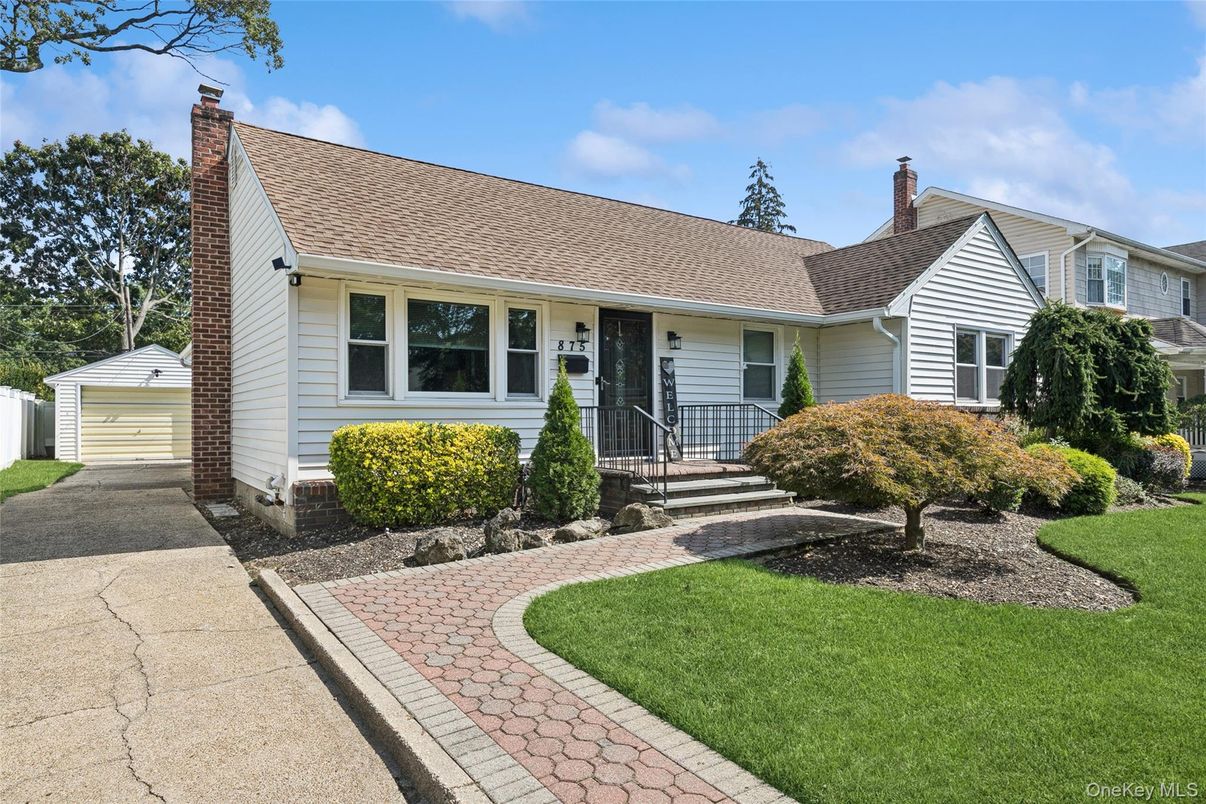 Detached Garage, Exterior, Facade, Cape Cod