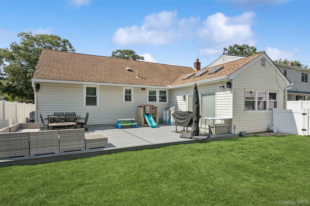 Backyard, Exterior, Playground