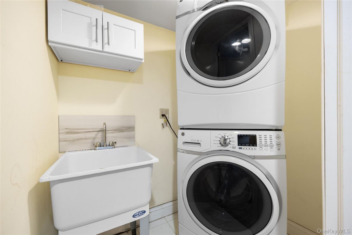 Interior, Utility Closets, Washer