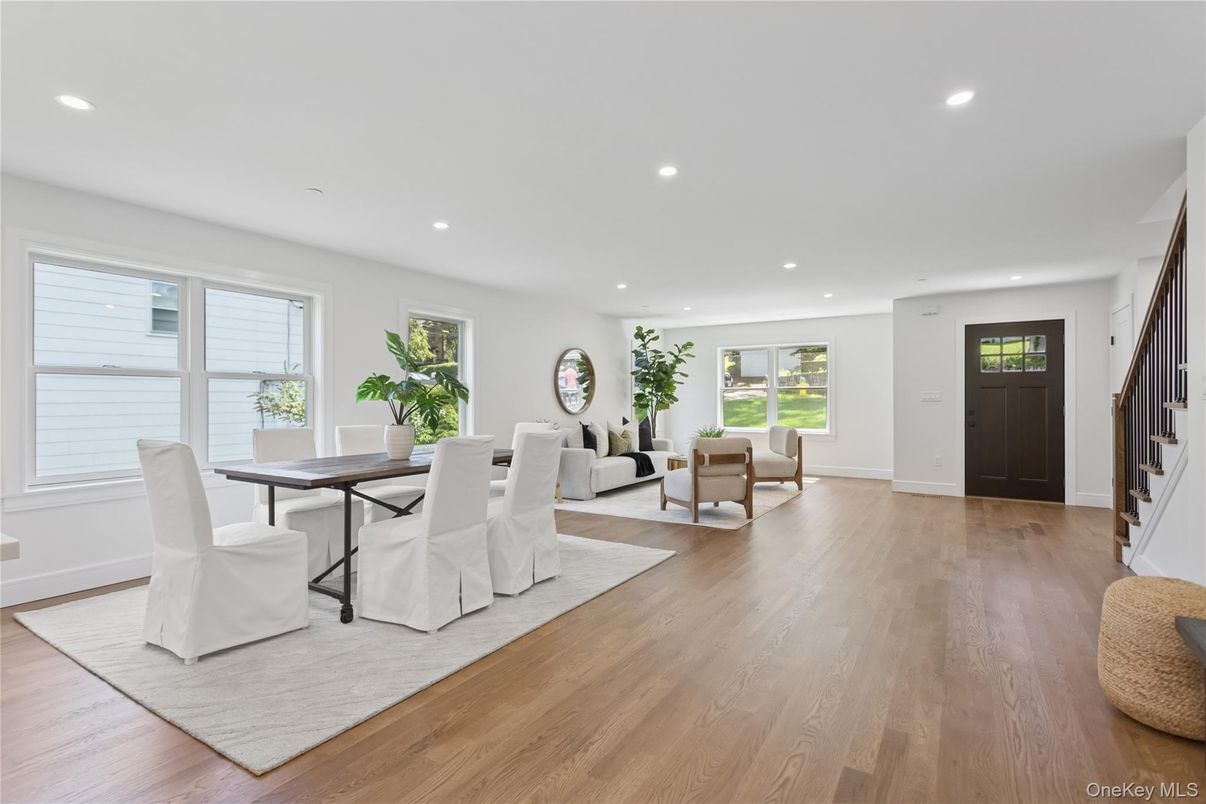 Dining room, Interior, Living room, Recessed Lighting, Wood Texture Flooring