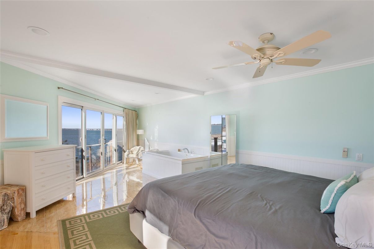 Bedroom, Interior, Water, Wood Texture Flooring
