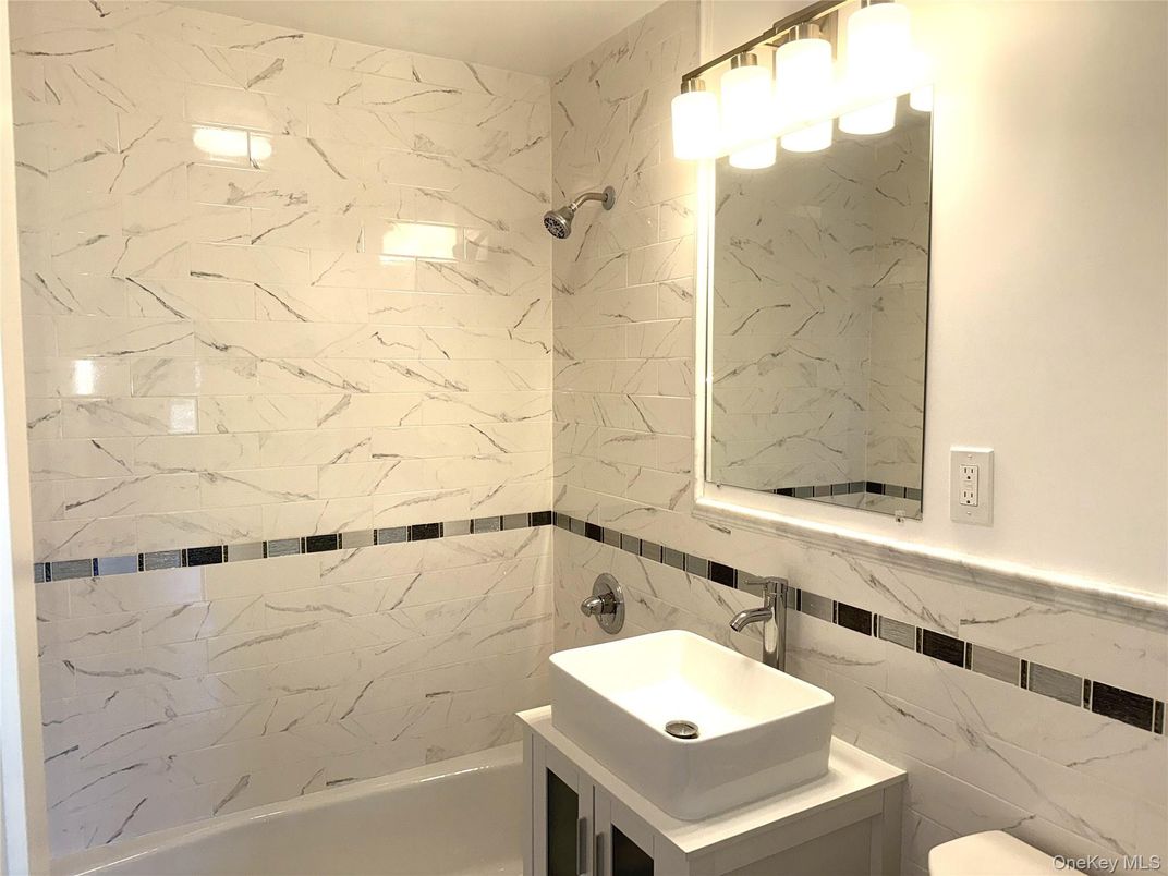 Bathroom, Interior, Marble Walls