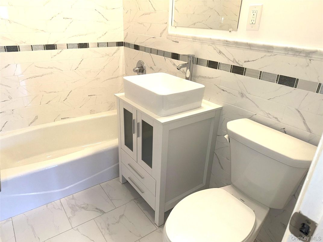 Bathroom, Interior, Marble, Marble Walls
