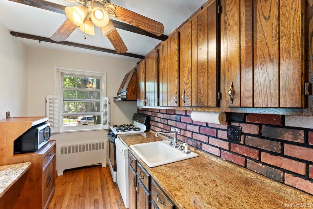 Interior, Kitchen, Wooden Beams, Wood Texture Flooring