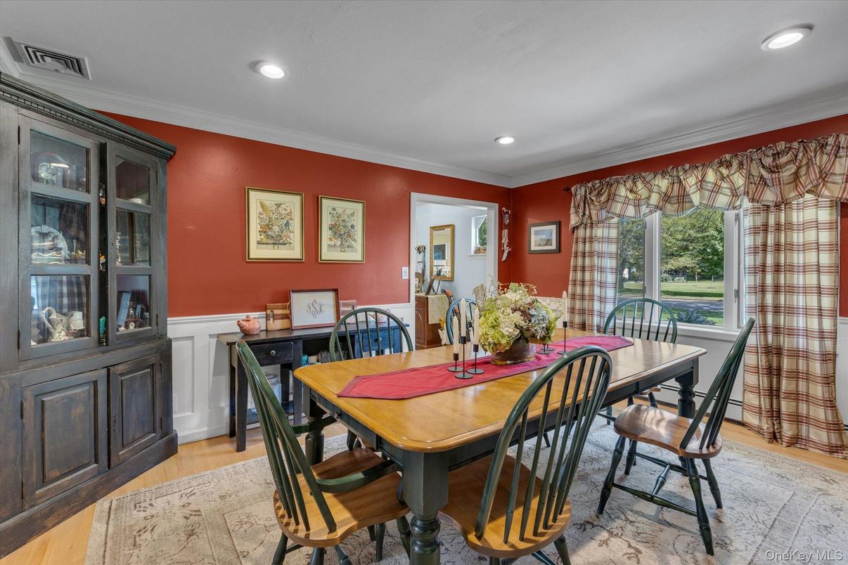 Dining room, Interior, Recessed Lighting, Wood Texture Flooring