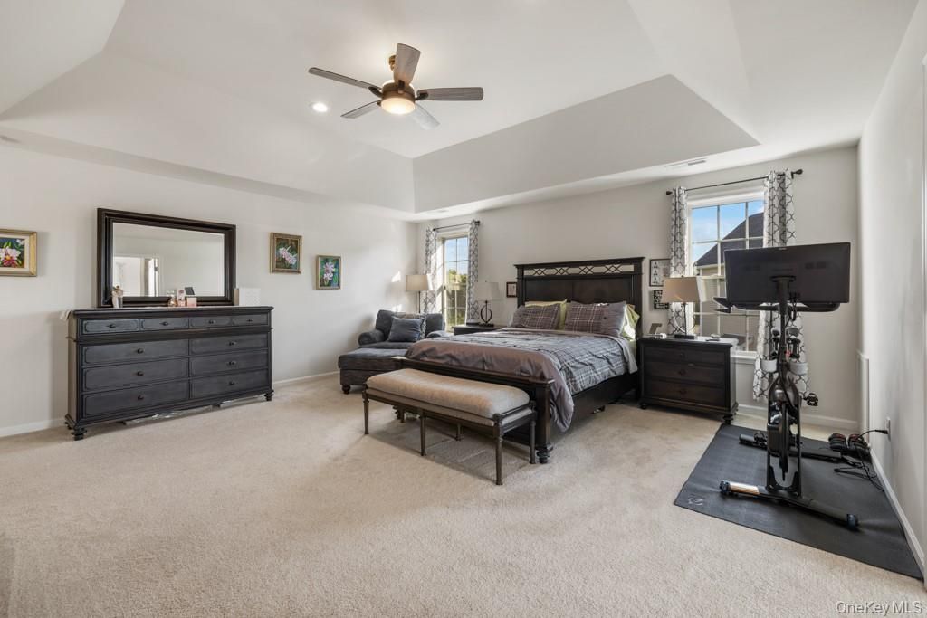 Bedroom, Fitness Equipment, Interior, Recessed Lighting