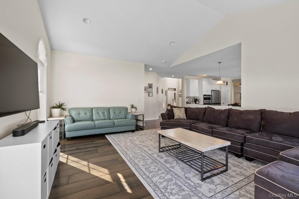 Interior, Kitchen, Living room, Pendant Lights, Recessed Lighting, Stainless Steel Appliances, Wood Texture Flooring