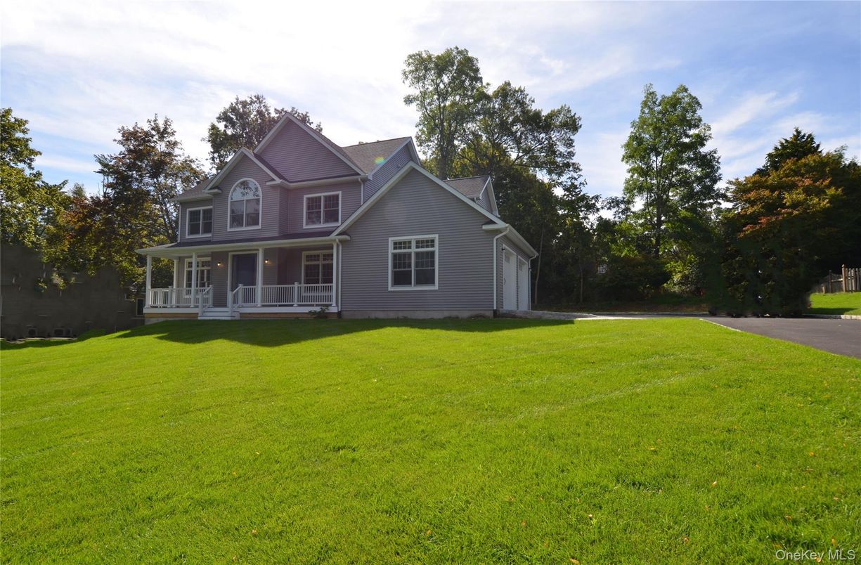 Backyard, Exterior, Facade, Farmhouse