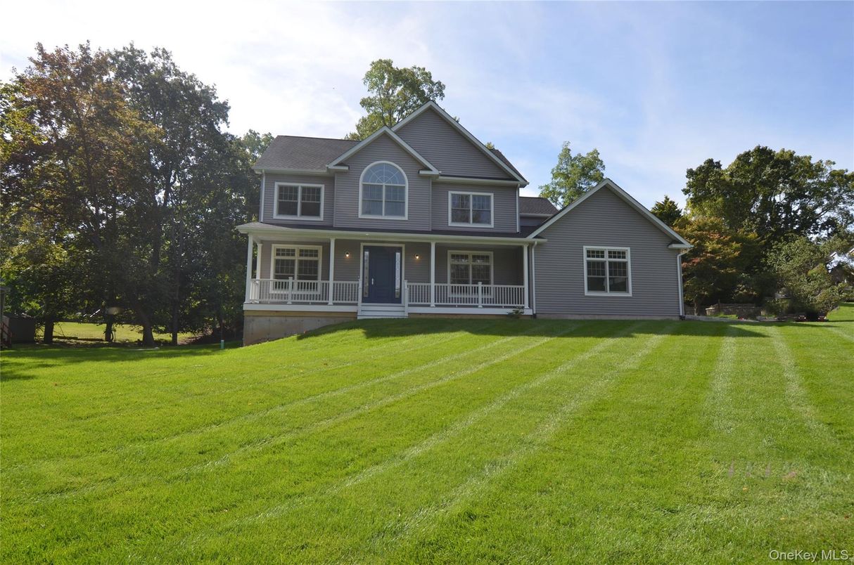 Backyard, Exterior, Facade, Farmhouse