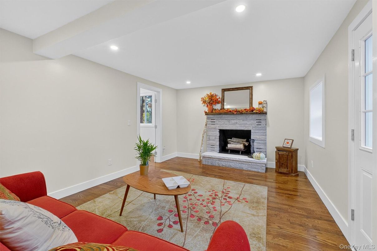 Fireplace, Interior, Living room, Recessed Lighting, Wood Texture Flooring