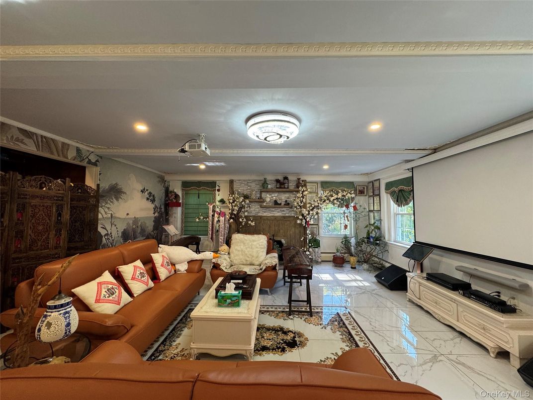 Interior, Living room, Marble, Recessed Lighting