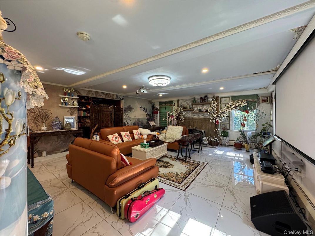 Interior, Living room, Marble, Recessed Lighting