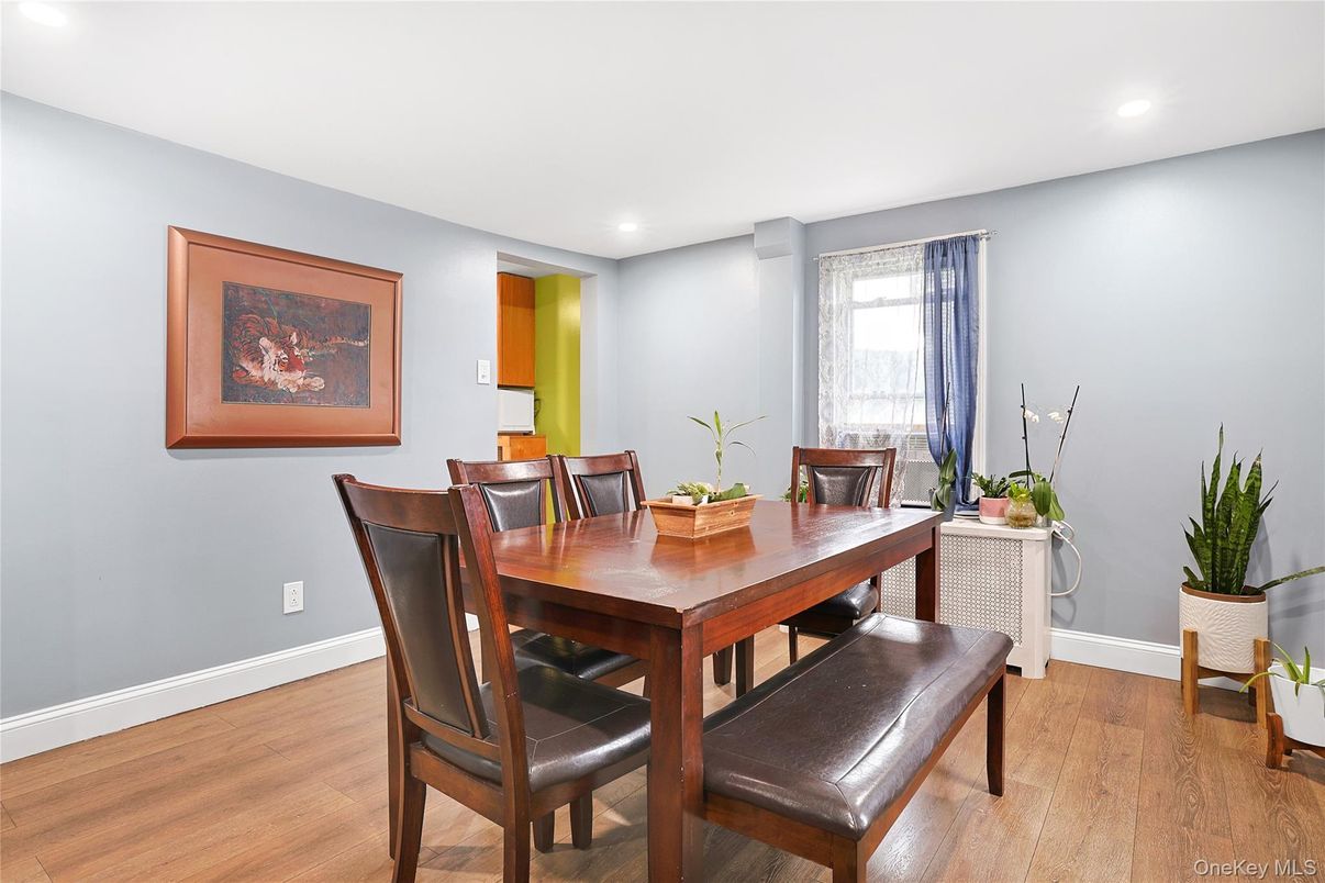 Dining room, Interior, Recessed Lighting, Wood Texture Flooring